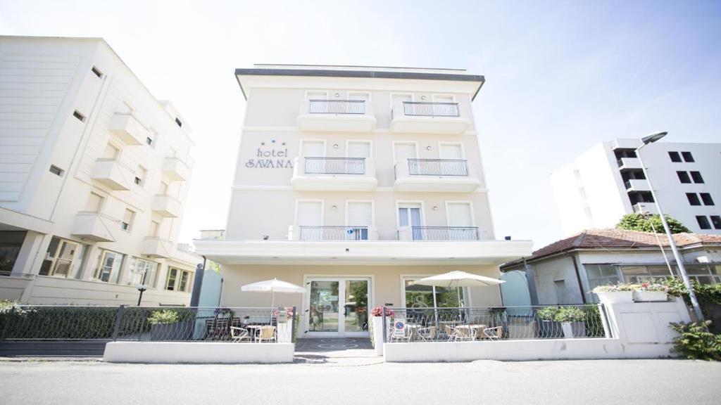 Hotel Savana Римини Екстериор снимка
